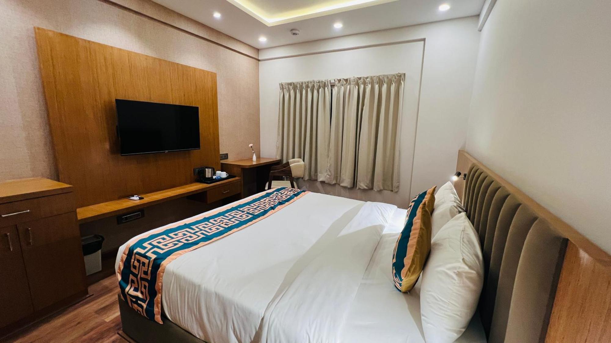 Hotel Aashraya Dod Jala Екстер'єр фото