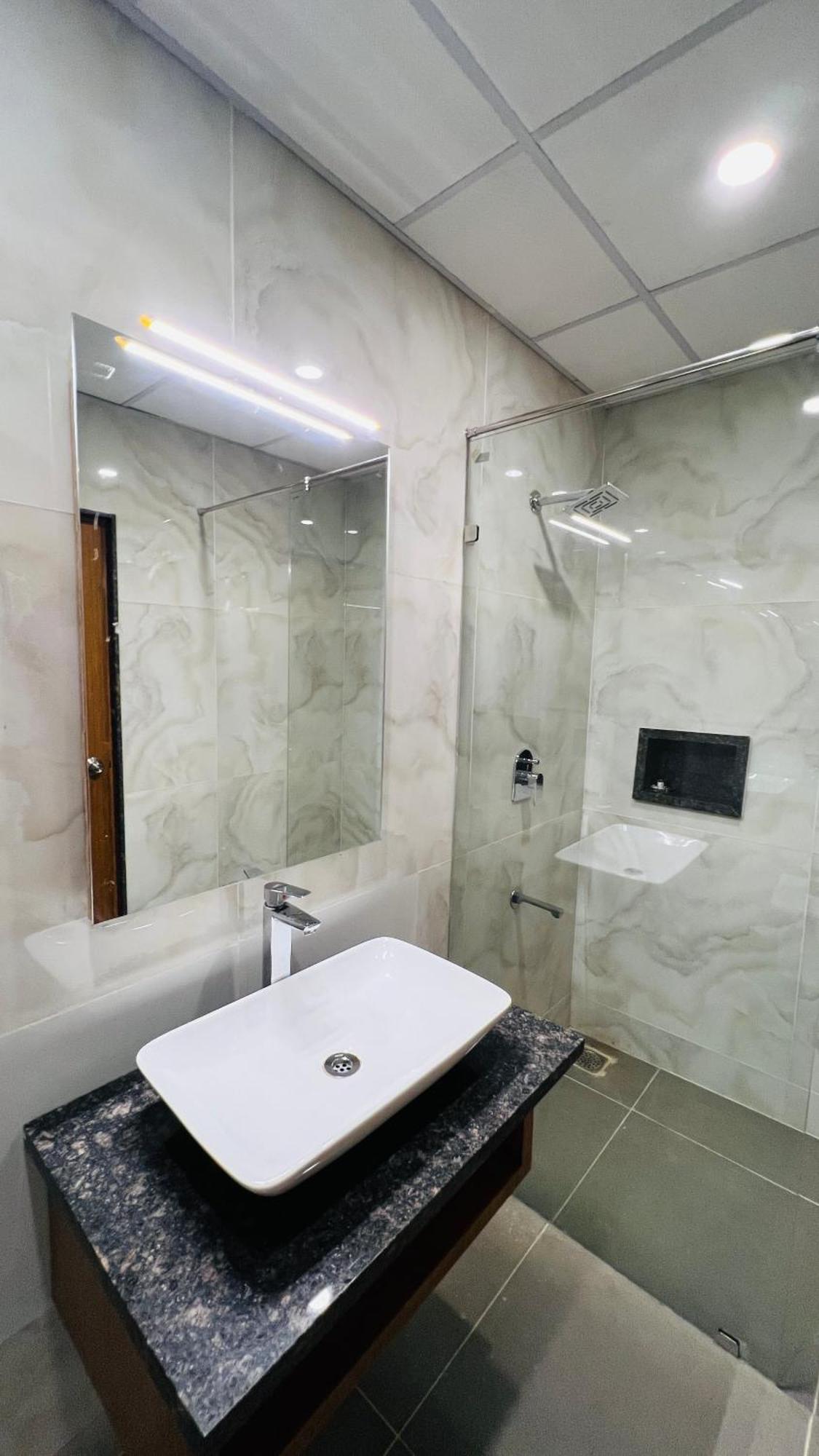 Hotel Aashraya Dod Jala Екстер'єр фото